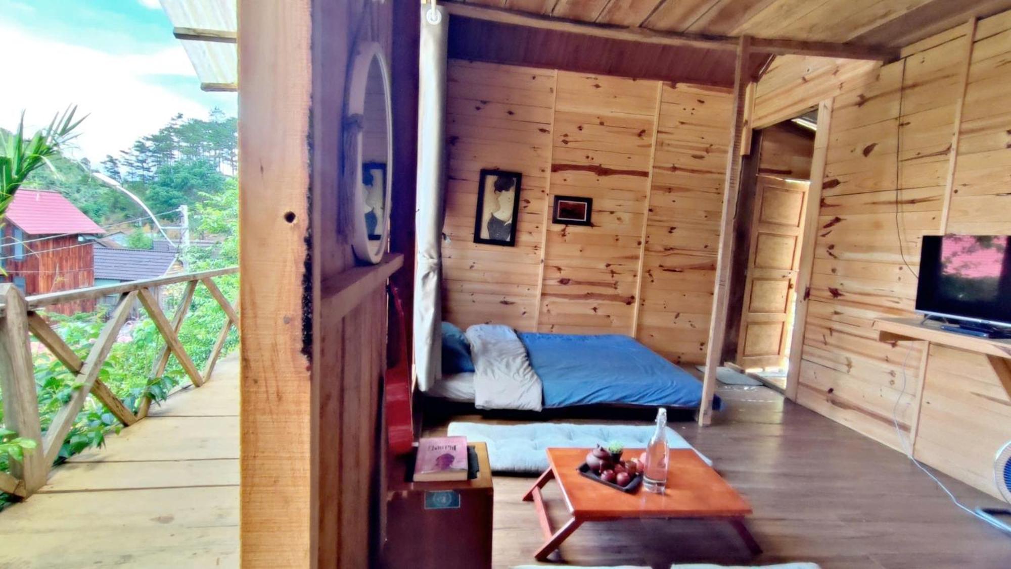 To Chim Ri Homestay Mang Den Kon Von Kla Exterior photo